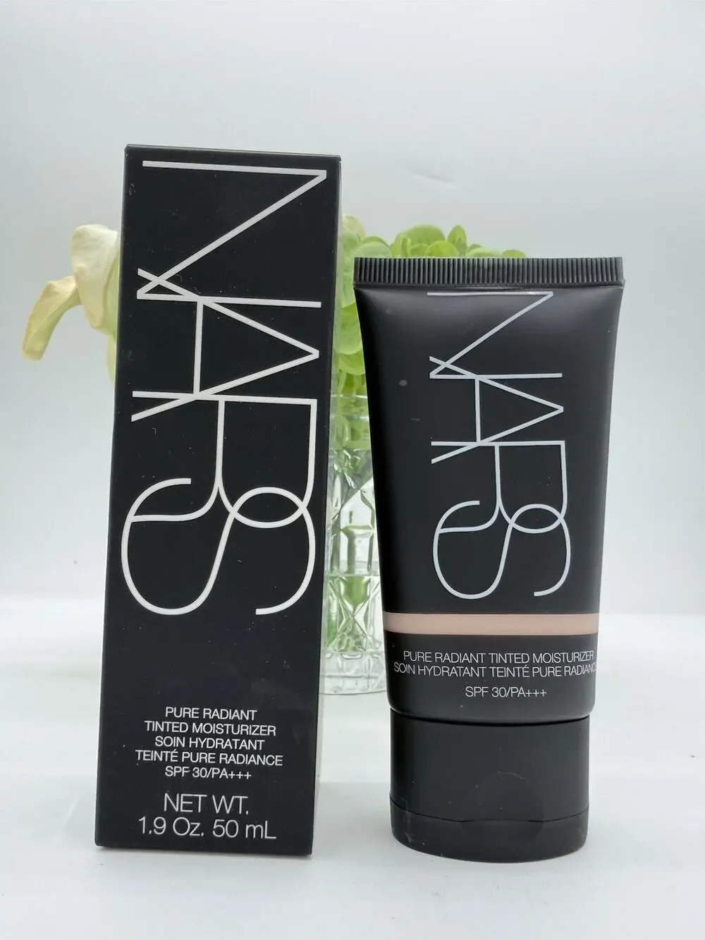 Nars Pure Radiant Tinted Moisturizer SPF30 Light 3 GROENLAND 1.9 Oz /50mL
